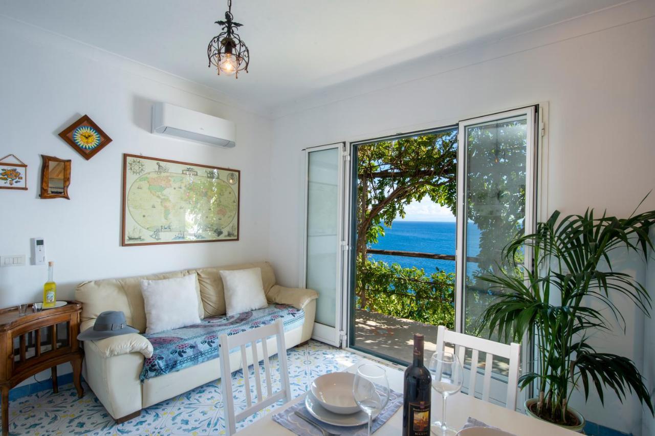 Sea Side Solandra Apartment Praiano Exterior photo
