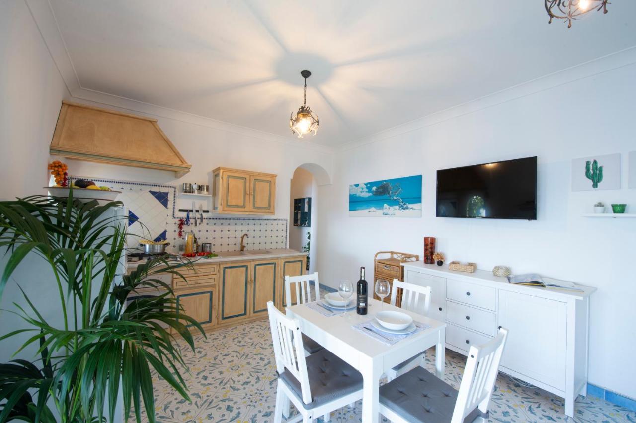 Sea Side Solandra Apartment Praiano Exterior photo