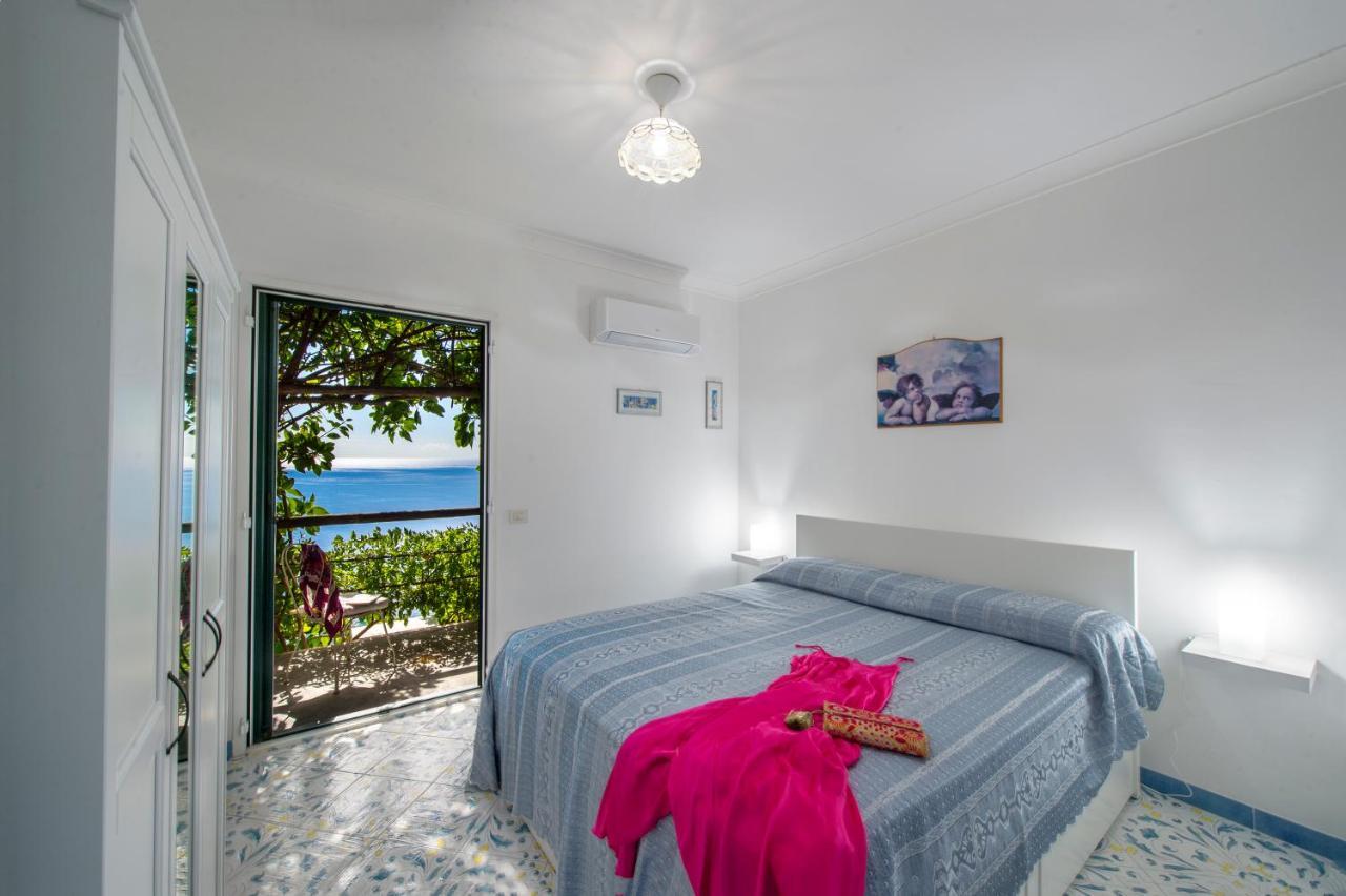 Sea Side Solandra Apartment Praiano Exterior photo
