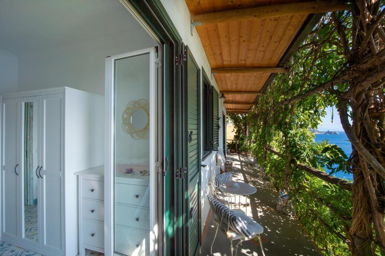 Sea Side Solandra Apartment Praiano Exterior photo
